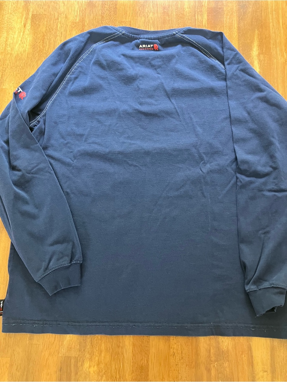 ARIAT FR GREY Henley plus Blue Henley - Picture 9 of 16